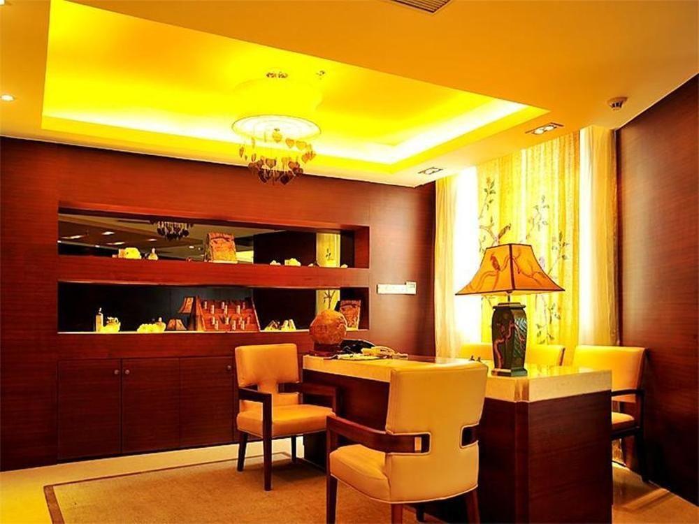 Marina Spa Hotel סניה מראה חיצוני תמונה