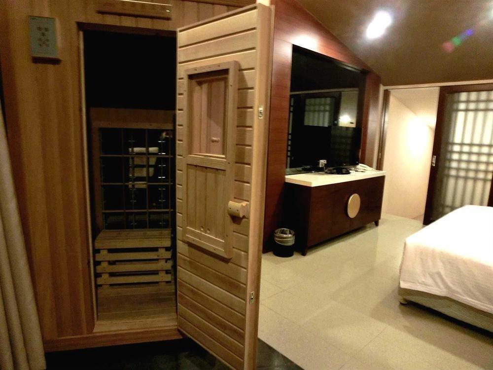 Marina Spa Hotel סניה מראה חיצוני תמונה